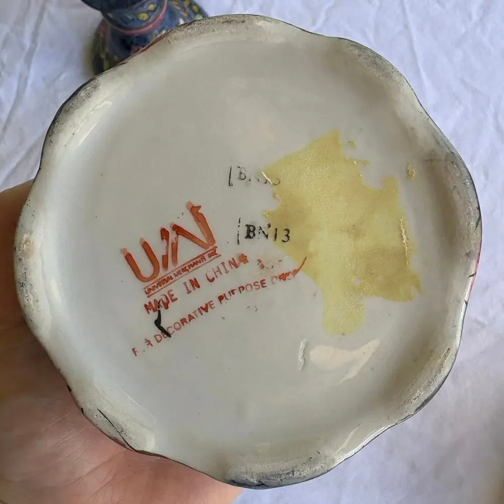 None and/or Unknown ceramic trinket